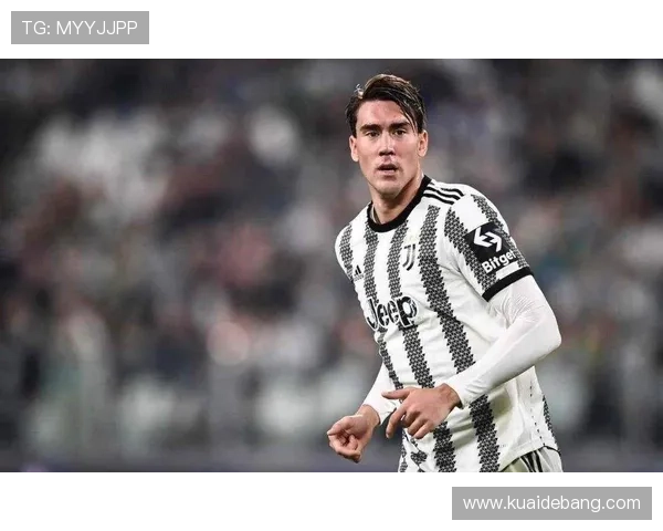 弗莱明精彩凌空端射助伯恩利首开纪录狼队陷入落后困境